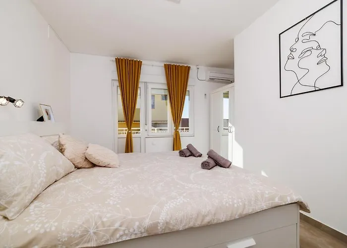 Апартаменты Aqua Near The Sea Цриквеница
